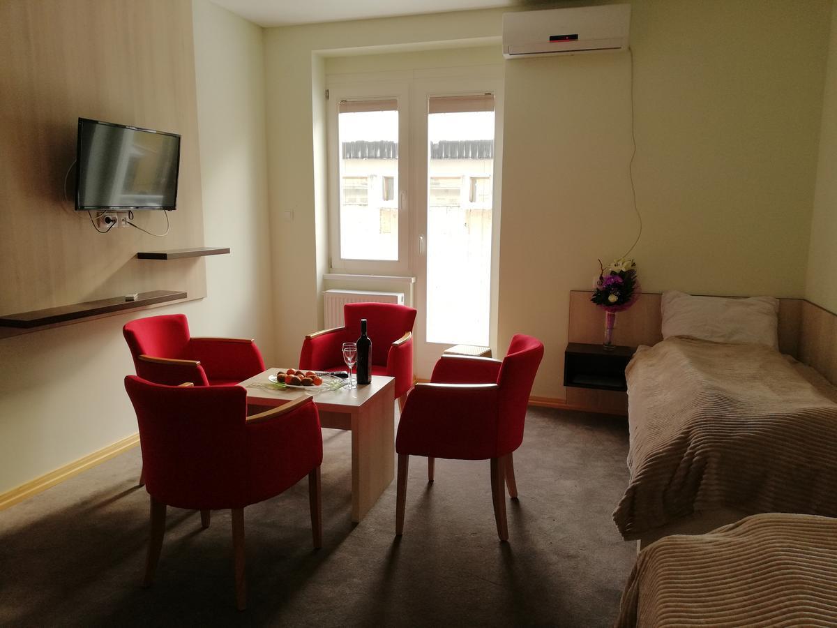 Apartments Mavesa Vrnjačka Banja Eksteriør billede